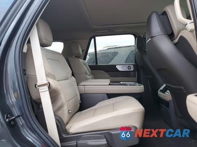Zdjęcie 11 z 12 samochodu: 2024 LINCOLN NAVIGATOR RESERVE VIN:5LMJJ2LG5REL16296 - miniatura