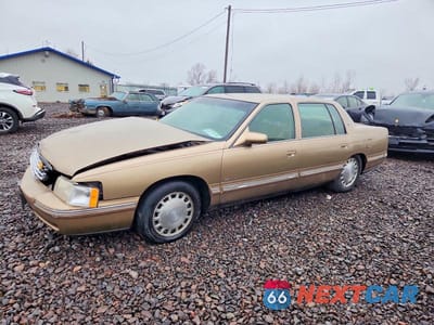 1998 CADILLAC DEVILLE 1G6KD54YXWU733378 - główne zdjęcie licytacji z USA - miniatura