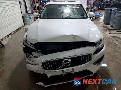 Piąte zdjęcie samochodu w środku: 2020 VOLVO S60 T5 INSCRIPTION VIN:7JR102FL6LG060895 - miniatura