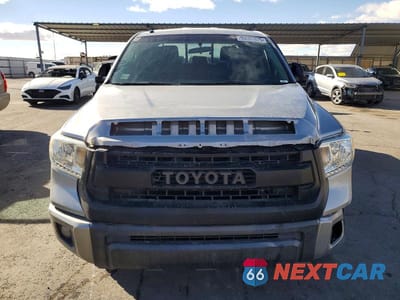 Piąte zdjęcie samochodu w środku: 2015 TOYOTA TUNDRA SR5 VIN:5TFUW5F15FX445444 - miniatura