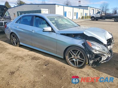 Czwarte zdjęcie samochodu z boku: 2016 MERCEDES-BENZ E 350 4MATIC VIN:WDDHF8JB3GB241622 - miniatura