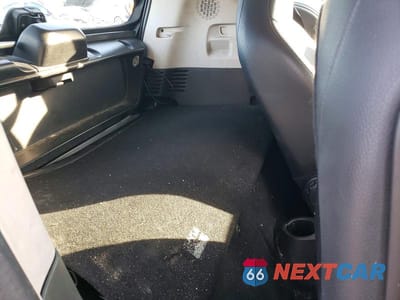 Zdjęcie 10 z 12 samochodu: 2016 SMART FORTWO VIN:WMEFJ5DA4GK082192 - miniatura