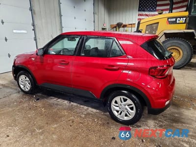 Drugie zdjęcie samochodu z przodu: 2021 HYUNDAI VENUE SE VIN:KMHRB8A31MU099334 - miniatura