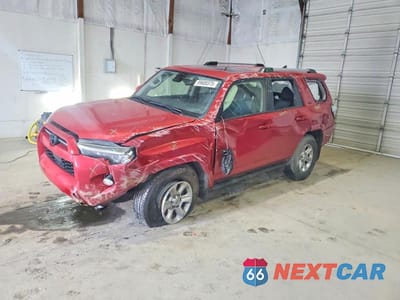 2021 TOYOTA 4RUNNER SR5/SR5 PREMIUM JTENU5JRXM5953629 - główne zdjęcie licytacji z USA - miniatura