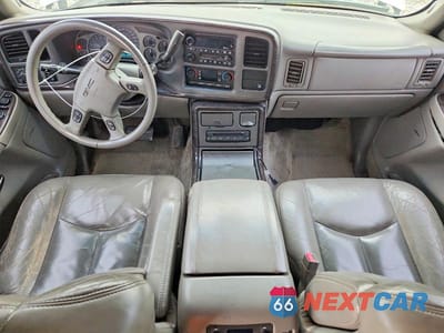 Zdjęcie 8 z 12 samochodu: 2003 GMC YUKON XL DENALI VIN:1GKFK66U13J273405 - miniatura