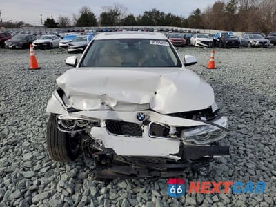 Piąte zdjęcie samochodu w środku: 2018 BMW 320 XI VIN:WBA8E5G57JNV02315 - miniatura