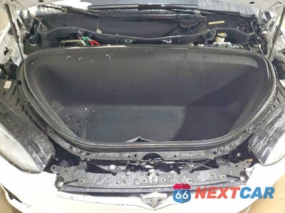 Zdjęcie 11 z 12 samochodu: 2020 TESLA MODEL X VIN:5YJXCDE23LF298783 - miniatura