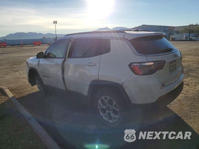 Drugie zdjęcie samochodu z przodu: 2026 JEEP COMPASS LA VIN:3C4NJDBN5TT189576 - miniatura