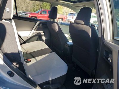 Zdjęcie 10 z 11 samochodu: 2016 TOYOTA RAV4 XLE VIN:2T3RFREV5GW472229 - miniatura