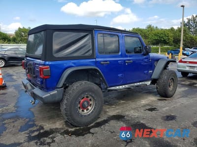 Trzecie zdjęcie samochodu z tyłu: 2020 JEEP WRANGLER UNLIMITED SPORT VIN:1C4HJXDN9LW223623 - miniatura