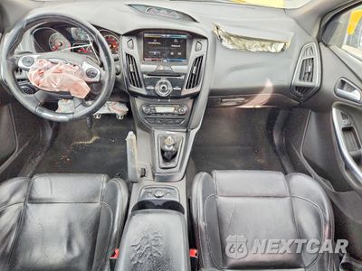 Zdjęcie 8 z 14 samochodu: 2014 FORD FOCUS ST VIN:1FADP3L91EL271122 - miniatura
