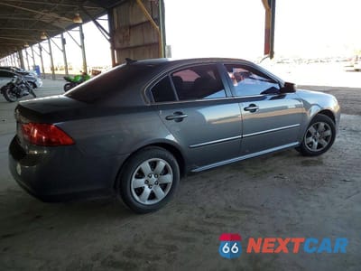 Trzecie zdjęcie samochodu z tyłu: 2009 KIA OPTIMA LX VIN:KNAGE228395293985 - miniatura