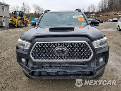 Piąte zdjęcie samochodu w środku: 2018 TOYOTA TACOMA DOUBLE CAB VIN:3TMCZ5AN8JM179882 - miniatura