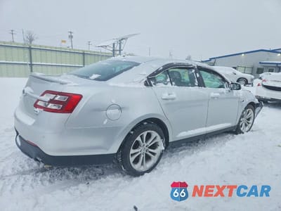 Trzecie zdjęcie samochodu z tyłu: 2013 FORD TAURUS SEL VIN:1FAHP2H89DG112657 - miniatura