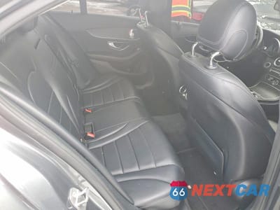 Zdjęcie 10 z 12 samochodu: 2017 MERCEDES-BENZ C 300 4MATIC VIN:55SWF4KB4HU183297 - miniatura