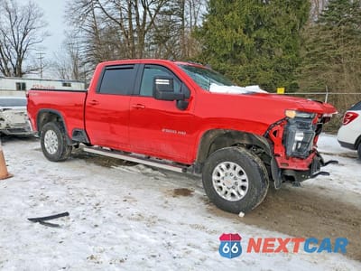 Czwarte zdjęcie samochodu z boku: 2024 CHEVROLET SILVERADO K2500 HEAVY DUTY LT VIN:2GC4YNE70R1103661 - miniatura