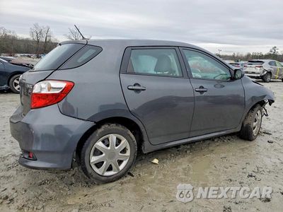Trzecie zdjęcie samochodu z tyłu: 2011 TOYOTA COROLLA MATRIX VIN:2T1KU4EE7BC739559 - miniatura