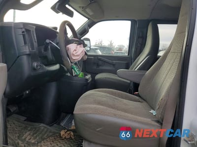 Zdjęcie 7 z 13 samochodu: 2019 CHEVROLET EXPRESS G3500 LT VIN:1GAZGPFG3K1168060 - miniatura