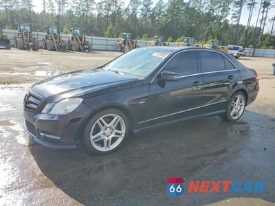 2012 MERCEDES-BENZ E 350 WDDHF5KB7CA567792 - główne zdjęcie licytacji z USA - miniatura
