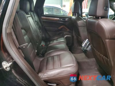 Zdjęcie 11 z 13 samochodu: 2012 PORSCHE CAYENNE TURBO VIN:WP1AC2A24CLA82615 - miniatura