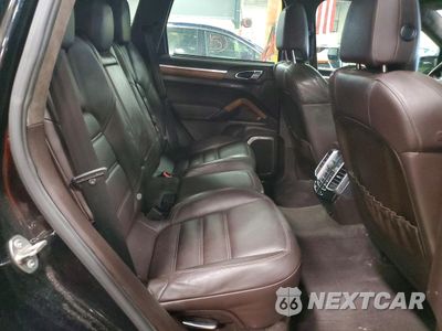 Zdjęcie 11 z 13 samochodu: 2012 PORSCHE CAYENNE TURBO VIN:WP1AC2A24CLA82615 - miniatura
