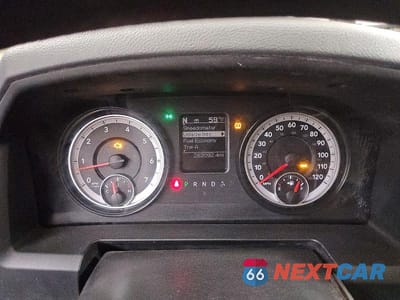 Zdjęcie 9 z 11 samochodu: 2015 RAM 2500 ST VIN:3C6UR5HJ4FG586893 - miniatura