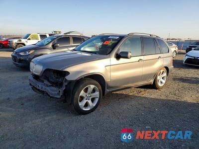 2006 BMW X5 4.4I 5UXFB535X6LV26490 - główne zdjęcie licytacji z USA - miniatura