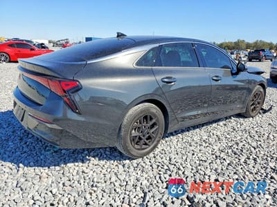 Trzecie zdjęcie samochodu z tyłu: 2025 KIA K5 LXS VIN:KNAG24J71S5281305 - miniatura