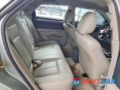 Zdjęcie 10 z 12 samochodu: 2005 CHRYSLER 300 TOURING VIN:2C3JA53G45H587883 - miniatura