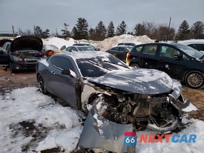 Czwarte zdjęcie samochodu z boku: 2019 CHEVROLET CAMARO LS VIN:1G1FA1RX6K0100130 - miniatura