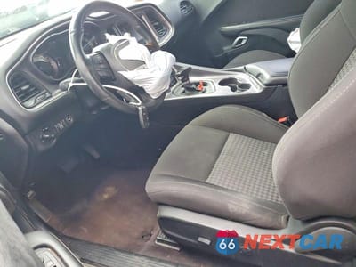 Zdjęcie 7 z 13 samochodu: 2017 DODGE CHALLENGER SXT VIN:2C3CDZAG3HH519184 - miniatura