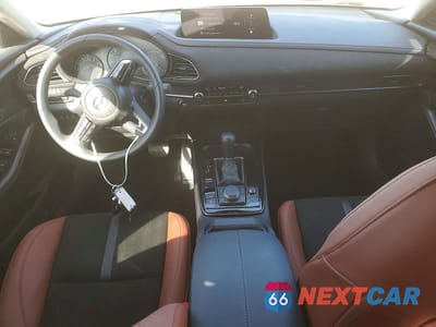 Zdjęcie 8 z 14 samochodu: 2025 MAZDA CX-30 CARBON TURBO VIN:3MVDMBXY0SM840033 - miniatura