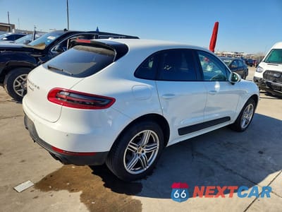 Trzecie zdjęcie samochodu z tyłu: 2015 PORSCHE MACAN S VIN:WP1AB2A52FLB54087 - miniatura