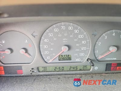 Zdjęcie 9 z 11 samochodu: 2004 VOLVO C70 LPT VIN:YV1NC63D84J048841 - miniatura