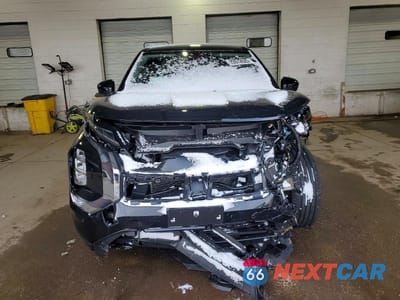 Piąte zdjęcie samochodu w środku: 2025 MITSUBISHI OUTLANDER SE VIN:JA4J4VA84SZ046305 - miniatura