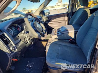 Zdjęcie 7 z 11 samochodu: 2016 RAM 1500 ST VIN:3C6RR6KT7GG158386 - miniatura