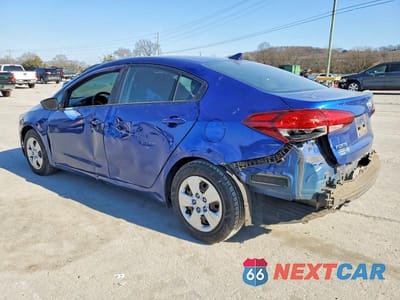 Drugie zdjęcie samochodu z przodu: 2017 KIA FORTE LX VIN:3KPFK4A75HE114280 - miniatura