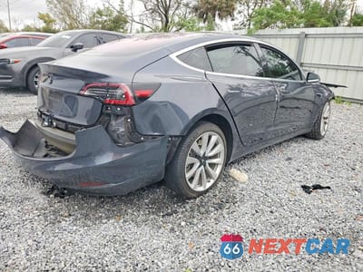 Trzecie zdjęcie samochodu z tyłu: 2018 TESLA MODEL 3 VIN:5YJ3E1EA8JF047723 - miniatura