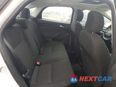 Zdjęcie 10 z 13 samochodu: 2017 FORD FOCUS SEL VIN:1FADP3H26HL249004 - miniatura