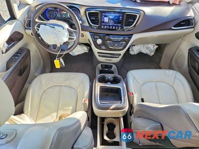 Zdjęcie 8 z 12 samochodu: 2018 CHRYSLER PACIFICA TOURING L PLUS VIN:2C4RC1EG2JR293448 - miniatura