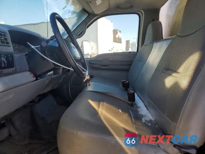 Zdjęcie 7 z 13 samochodu: 2002 FORD F450 SUPER DUTY DUMP TRUCK VIN:1FDXF46F22EA18341 - miniatura