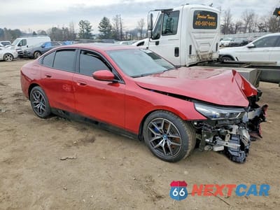 Czwarte zdjęcie samochodu z boku: 2025 BMW I5 XDRIVE 40 VIN:WBY13HG07SCT75920 - miniatura