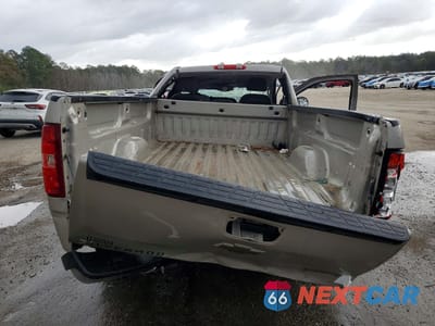 Zdjęcie 6 z 12 samochodu: 2007 CHEVROLET SILVERADO C1500 CLASSIC VIN:1GCEC14X17Z606374 - miniatura