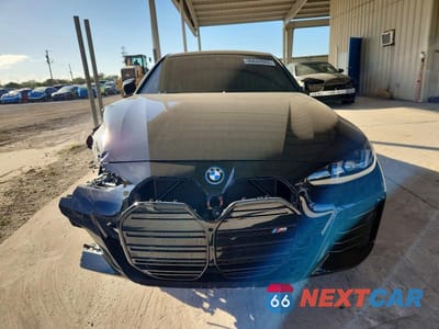 Piąte zdjęcie samochodu w środku: 2025 BMW I4 M50 VIN:WBY33HD03SFU04017 - miniatura