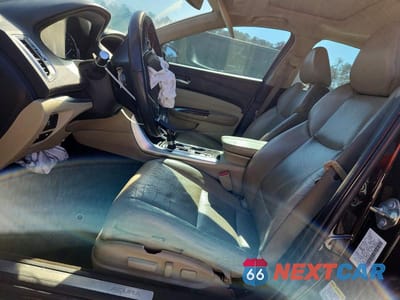 Zdjęcie 7 z 12 samochodu: 2015 ACURA TLX TECH VIN:19UUB1F58FA008050 - miniatura