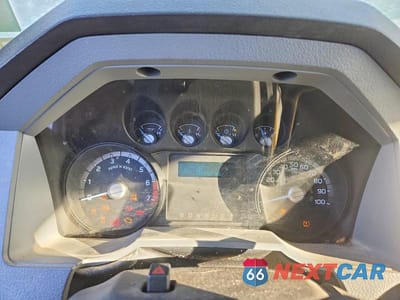 Zdjęcie 9 z 12 samochodu: 2016 FORD F350 SUPER DUTY VIN:1FT8X3B66GEC71059 - miniatura