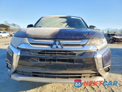 Piąte zdjęcie samochodu w środku: 2016 MITSUBISHI OUTLANDER ES VIN:JA4AD2A39GZ008319 - miniatura