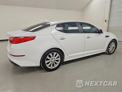 Trzecie zdjęcie samochodu z tyłu: 2015 KIA OPTIMA EX VIN:5XXGN4A76FG406794 - miniatura