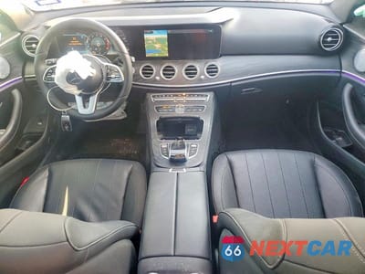 Zdjęcie 8 z 11 samochodu: 2019 MERCEDES-BENZ E 300 VIN:WDDZF4JB4KA514577 - miniatura