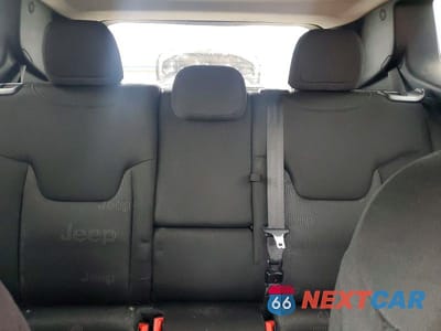 Zdjęcie 10 z 13 samochodu: 2017 JEEP RENEGADE LATITUDE VIN:ZACCJBBB3HPF01653 - miniatura